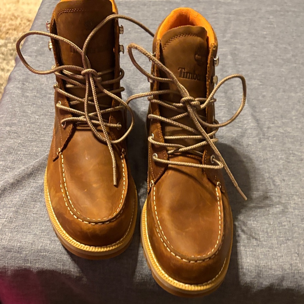 Timberland Men's Leather men’s boots new w/o tags size 11